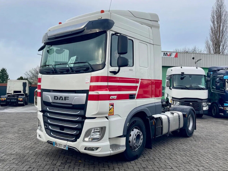 DAF XF 480 RETARDER, STANDAIRCO, HYDRAULIC, FRIGO, PTO - Cabeza tractora: foto 1 DAF XF 480 RETARDER, STANDAIRCO, HYDRAULIC, FRIGO, PTO - Cabeza tractora: foto 1