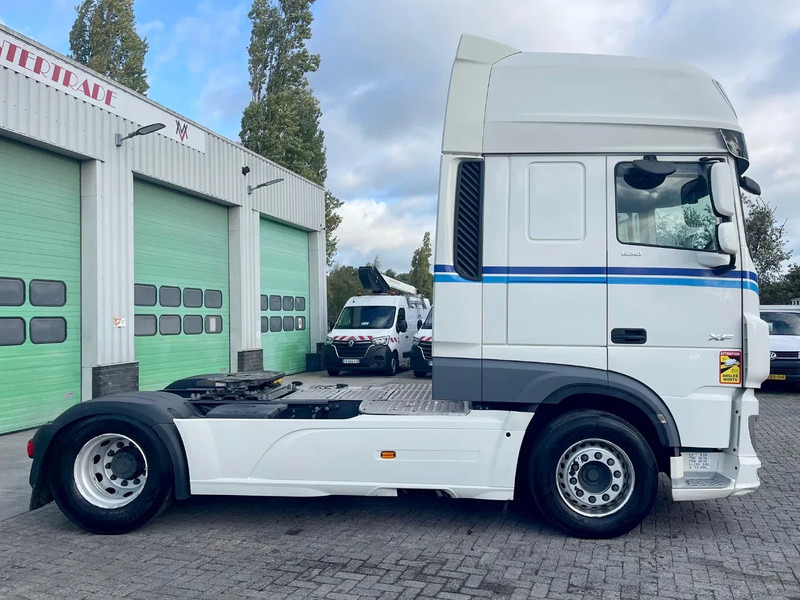 DAF XF 530 PARKING CLIMA, FRIGO - Cabeza tractora: foto 4 DAF XF 530 PARKING CLIMA, FRIGO - Cabeza tractora: foto 4
