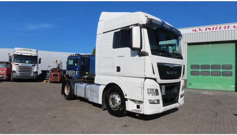 MAN TGX 14.440 RETARDER, 2 tanks, GREAT CONDITION! - Cabeza tractora: foto 1 MAN TGX 14.440 RETARDER, 2 tanks, GREAT CONDITION! - Cabeza tractora: foto 1
