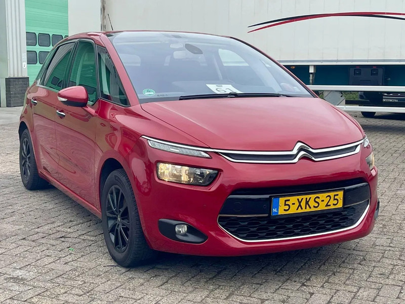 Citroën C4 Picasso REAR VIEW CAMERA, BLIND SPOT SENSOR, AUTO PARKING, FRONT & REAR PARKTRONIC, - Hatchback: foto 3 Citroën C4 Picasso REAR VIEW CAMERA, BLIND SPOT SENSOR, AUTO PARKING, FRONT & REAR PARKTRONIC, - Hatchback: foto 3