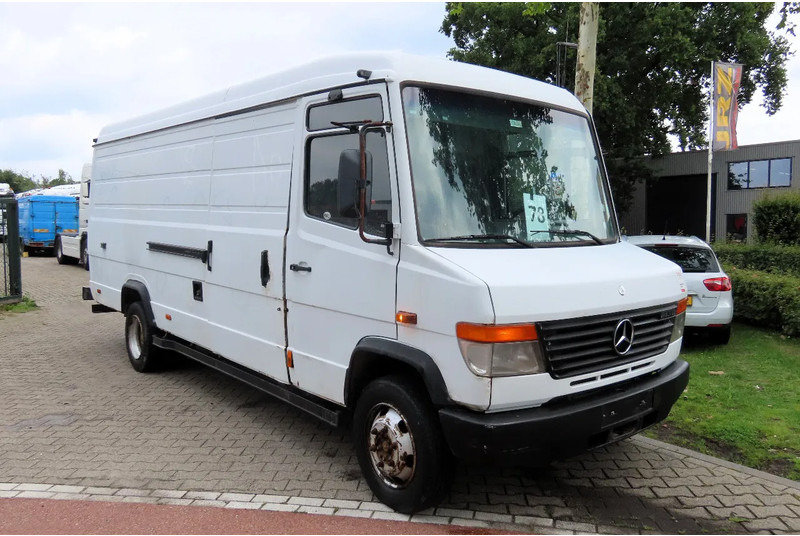 Mercedes-Benz Vario 813 clean. good engine - Furgón: foto 2 Mercedes-Benz Vario 813 clean. good engine - Furgón: foto 2