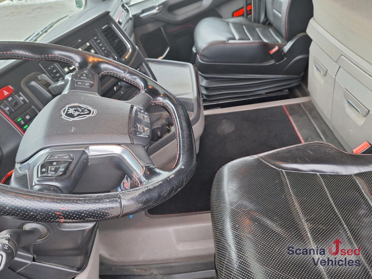 SCANIA R 580 B6x4NB+Epsilon M12 Z - Camión forestal, Camión grúa: foto 5 SCANIA R 580 B6x4NB+Epsilon M12 Z - Camión forestal, Camión grúa: foto 5