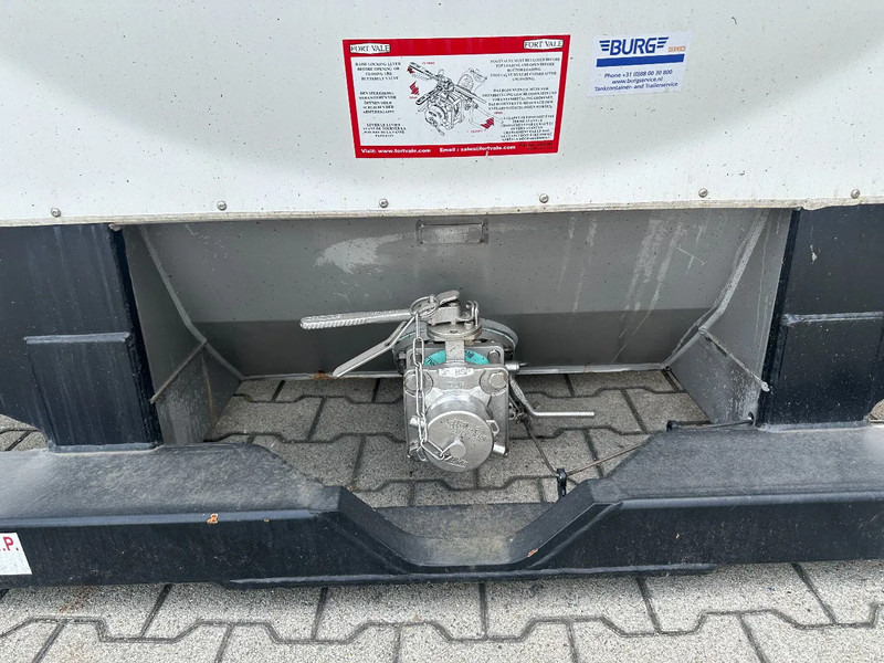 Contenedor cisterna CIMC 20FT ISO /  25.030L - 1 comp. / L4BN / UN Portable / T11 /  test: 10 -2026: foto 8