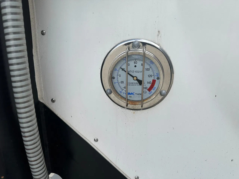 Contenedor cisterna CIMC 20FT ISO /  25.030L - 1 comp. / L4BN / UN Portable / T11 /  test: 10 -2026: foto 11