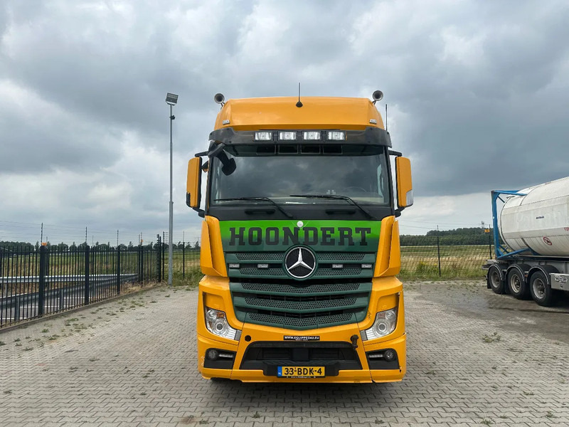 Mercedes-Benz Actros 2748 LS 6x2 BROKEN ENGINE - Cabeza tractora: foto 5 Mercedes-Benz Actros 2748 LS 6x2 BROKEN ENGINE - Cabeza tractora: foto 5