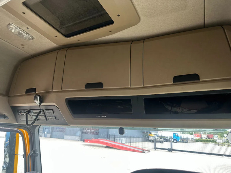 Leasing de Mercedes-Benz Actros 2748 LS 6x2 BROKEN ENGINE Mercedes-Benz Actros 2748 LS 6x2 BROKEN ENGINE: foto 15