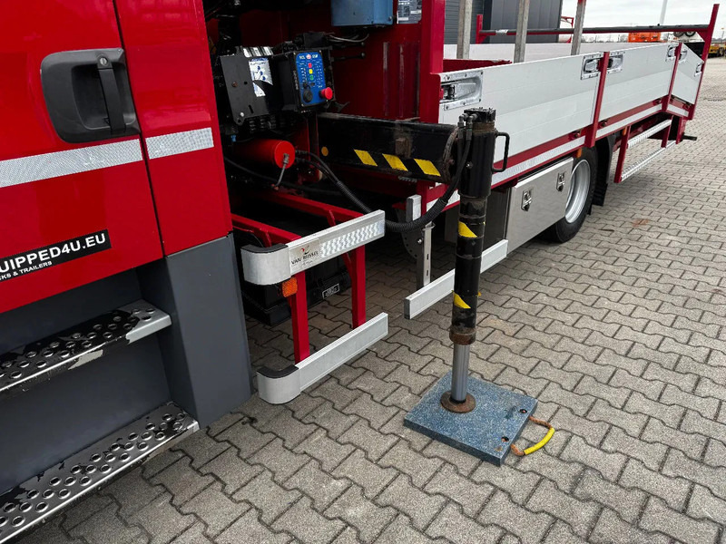 MAN TGL 8.180 crew cab (DOKA), HMF535 K3 crane, 283 running hours only, 211.164 KM, ramps, EURO-6, TOP,-condition - Camión grúa: foto 4 MAN TGL 8.180 crew cab (DOKA), HMF535 K3 crane, 283 running hours only, 211.164 KM, ramps, EURO-6, TOP,-condition - Camión grúa: foto 4