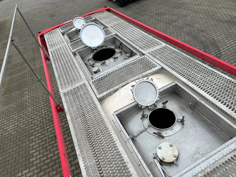 Contenedor cisterna para transporte de combustible SINGAMAS 20FT ISO, 26.000L/1-COMP/3 BAFFELS/3 manholes, 5Y inspection: 06/2027: foto 13 Contenedor cisterna para transporte de combustible SINGAMAS 20FT ISO, 26.000L/1-COMP/3 BAFFELS/3 manholes, 5Y inspection: 06/2027: foto 13