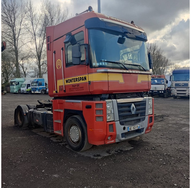 Renault magnum 460 - Cabeza tractora: foto 3 Renault magnum 460 - Cabeza tractora: foto 3