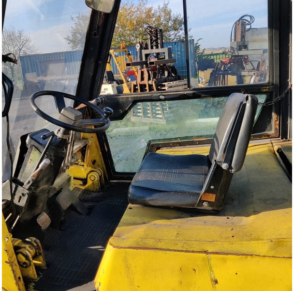 Caterpillar SE-300-15 - Carretilla elevadora diésel: foto 3 Caterpillar SE-300-15 - Carretilla elevadora diésel: foto 3