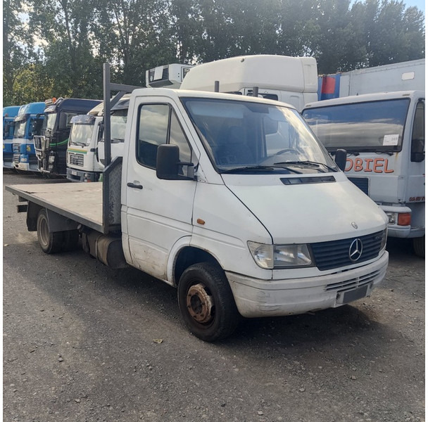 Mercedes-Benz TN-412-DD - Furgoneta caja abierta: foto 2 Mercedes-Benz TN-412-DD - Furgoneta caja abierta: foto 2