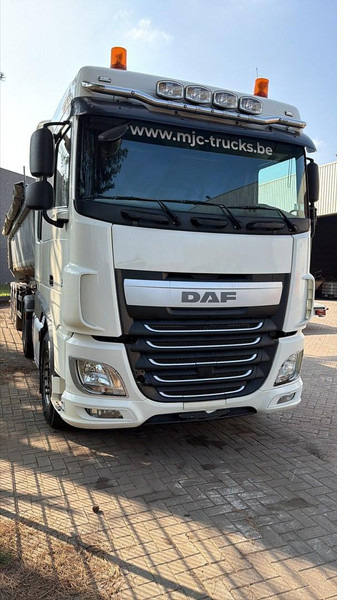 DAF XF 460 PTO HYDR - RETARDER - *568.000km* - SPOILERS - BE TRUCK - Cabeza tractora: foto 3 DAF XF 460 PTO HYDR - RETARDER - *568.000km* - SPOILERS - BE TRUCK - Cabeza tractora: foto 3