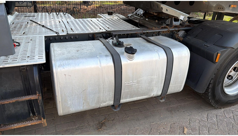 DAF XF 460 PTO HYDR - RETARDER - *568.000km* - SPOILERS - BE TRUCK - Cabeza tractora: foto 5 DAF XF 460 PTO HYDR - RETARDER - *568.000km* - SPOILERS - BE TRUCK - Cabeza tractora: foto 5