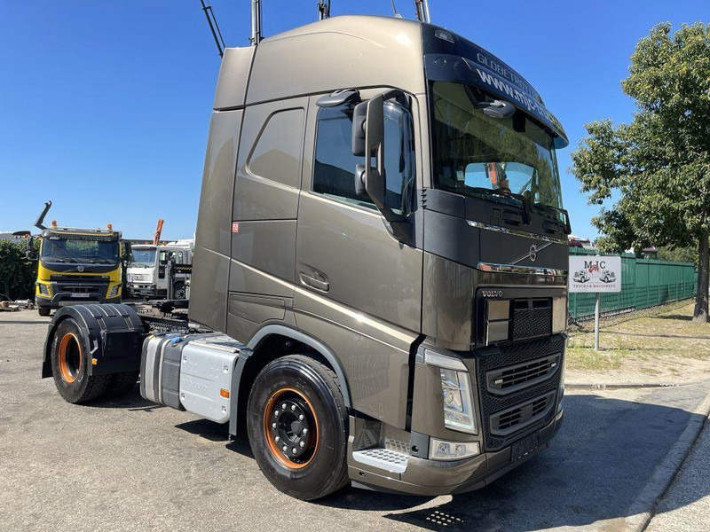 Volvo FH 460 ADR ACC + Dynamic Steering - I-park Cool - Lane Keeping Support - collision warning - leather - ... BE Truck - Cabeza tractora: foto 1 Volvo FH 460 ADR ACC + Dynamic Steering - I-park Cool - Lane Keeping Support - collision warning - leather - ... BE Truck - Cabeza tractora: foto 1
