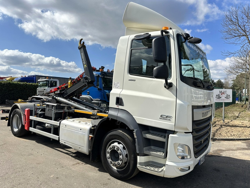 DAF CF 460 4x2 19T MARREL ABROLLKIPPER HAKEN - 5.10M + 1.30M Ausziehbarer Stoßstange - EURO 6 - 13L ENGINE - ZF AUTO - Camión multibasculante: foto 1 DAF CF 460 4x2 19T MARREL ABROLLKIPPER HAKEN - 5.10M + 1.30M Ausziehbarer Stoßstange - EURO 6 - 13L ENGINE - ZF AUTO - Camión multibasculante: foto 1