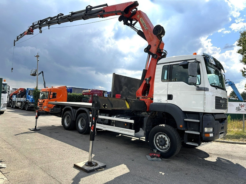 MAN TGA 33.350 6x6 PRITSCHE + (27.5m) KRAN PALFINGER PK36002 E 6x + JIB + WINCH - *184.000km* - MANUAL - EURO 3 - Camión caja abierta, Camión grúa: foto 2 MAN TGA 33.350 6x6 PRITSCHE + (27.5m) KRAN PALFINGER PK36002 E 6x + JIB + WINCH - *184.000km* - MANUAL - EURO 3 - Camión caja abierta, Camión grúa: foto 2