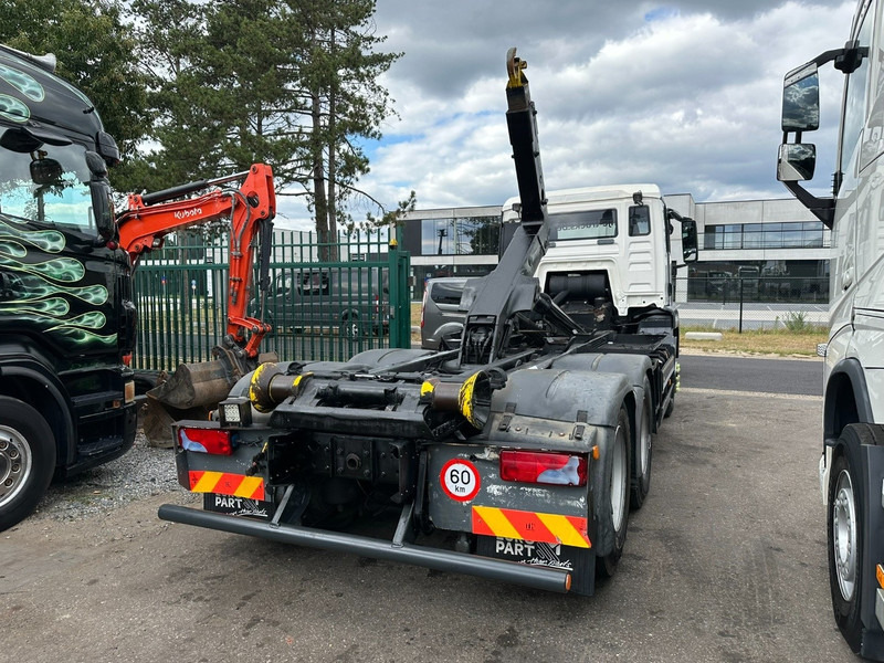 MAN TGS 28.360 6x2 HOOKLIFT 21T HIAB MULTILIFT XR21-S51 - LIFT AXLE - BE TRUCK - Camión multibasculante: foto 3 MAN TGS 28.360 6x2 HOOKLIFT 21T HIAB MULTILIFT XR21-S51 - LIFT AXLE - BE TRUCK - Camión multibasculante: foto 3