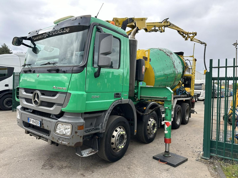 Mercedes-Benz ACTROS 3241 8x4 PUMI PM M 21-3 (21m) Putzmeister - *238.000km* / 1586H - EPS - BLADVERING / NAAFREDUCTIE - Camión hormigonera: foto 4 Mercedes-Benz ACTROS 3241 8x4 PUMI PM M 21-3 (21m) Putzmeister - *238.000km* / 1586H - EPS - BLADVERING / NAAFREDUCTIE - Camión hormigonera: foto 4