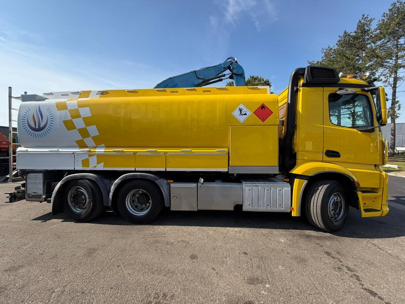 Mercedes-Benz ANTOS 2632 6x2 FUEL TANKER 16.000L - 4 COMP - DIESEL / PETROL - RETARDER - EURO 6 - LIFT / STEERING AXLE - *FULL AIR* - BE TRUCK - Camión cisterna: foto 4 Mercedes-Benz ANTOS 2632 6x2 FUEL TANKER 16.000L - 4 COMP - DIESEL / PETROL - RETARDER - EURO 6 - LIFT / STEERING AXLE - *FULL AIR* - BE TRUCK - Camión cisterna: foto 4