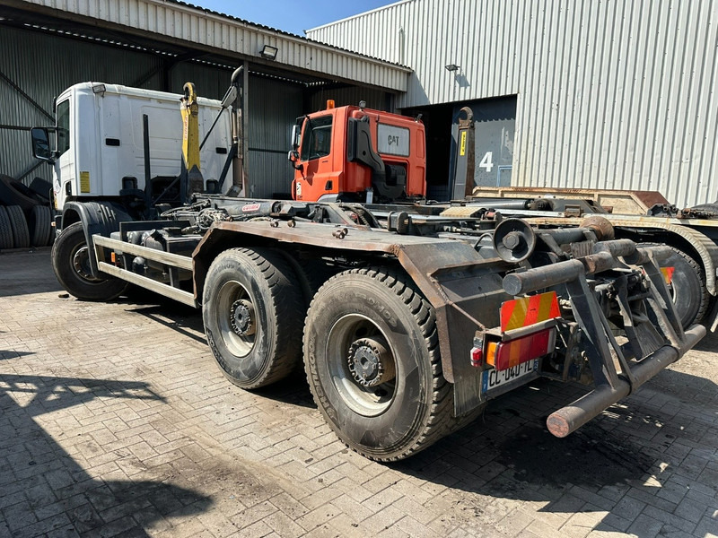 Scania 114C-340 6x4 HOOKLIFT 20T GANCHO - SPRING / BALLESTAS - MANUAL - EURO 3 - FR TRUCK - Camión multibasculante: foto 3 Scania 114C-340 6x4 HOOKLIFT 20T GANCHO - SPRING / BALLESTAS - MANUAL - EURO 3 - FR TRUCK - Camión multibasculante: foto 3