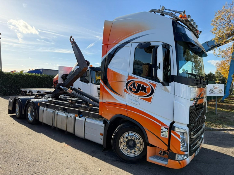 Volvo FH 460 6x2 GLOBE XL AJK HOOKLIFT - *FULL AIR* - DYNAMIC STEERING - I PARK COOL - LIFT + STEERING - ALCOA - BE TRUCK - TOP CONDITION - Camión multibasculante: foto 1 Volvo FH 460 6x2 GLOBE XL AJK HOOKLIFT - *FULL AIR* - DYNAMIC STEERING - I PARK COOL - LIFT + STEERING - ALCOA - BE TRUCK - TOP CONDITION - Camión multibasculante: foto 1