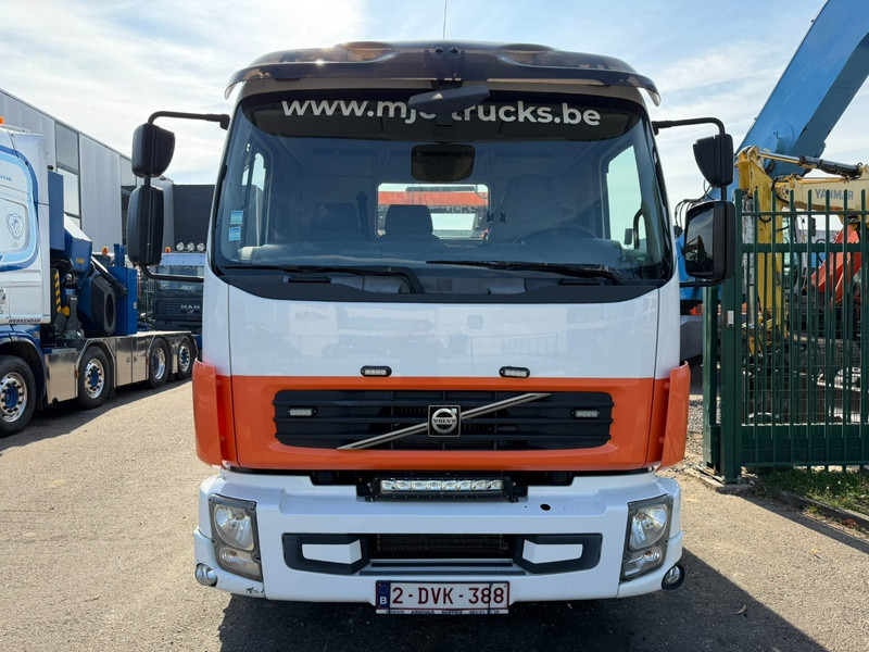 Volvo FL 280 - 14T RECOVERY TRUCK / AUTOTRANSPORTER - 3 CARS - WINCH - TÜV 07/2026 - EURO 5 - BE TRUCK - Grua de remolque autos: foto 2 Volvo FL 280 - 14T RECOVERY TRUCK / AUTOTRANSPORTER - 3 CARS - WINCH - TÜV 07/2026 - EURO 5 - BE TRUCK - Grua de remolque autos: foto 2