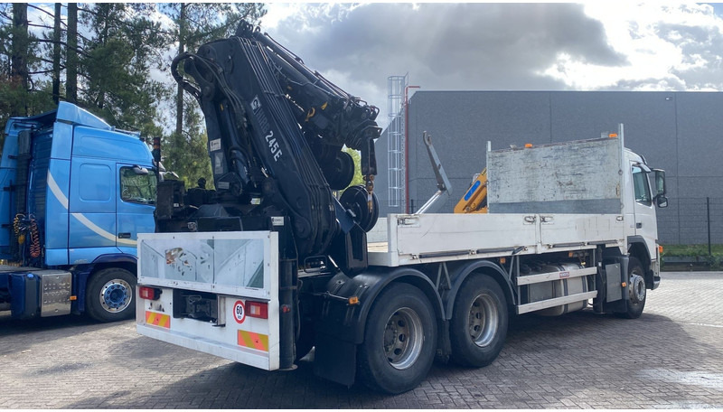 Volvo FM 300 6x4 + (25.8m!) CRANE HIAB 245 E-5 + JIB 65 X-3 + 2 ME - *228.000km* - MANUAL - A/C - EURO 3 - BELGIAN TRUCK - Camión grúa: foto 4 Volvo FM 300 6x4 + (25.8m!) CRANE HIAB 245 E-5 + JIB 65 X-3 + 2 ME - *228.000km* - MANUAL - A/C - EURO 3 - BELGIAN TRUCK - Camión grúa: foto 4