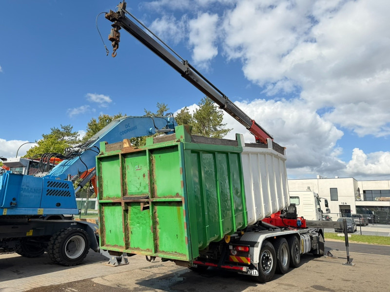 Volvo FM 420 8x2 HOOKLIFT + CRANE PALFINGER PK19.001 SLD B - *294.000km* - EURO 6 - LIFT + STEERING AXLE - I SHIFT - BE TRUCK - Camión multibasculante, Camión grúa: foto 5 Volvo FM 420 8x2 HOOKLIFT + CRANE PALFINGER PK19.001 SLD B - *294.000km* - EURO 6 - LIFT + STEERING AXLE - I SHIFT - BE TRUCK - Camión multibasculante, Camión grúa: foto 5