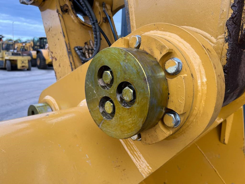 Excavadora de cadenas Cat 352FL ME: foto 15