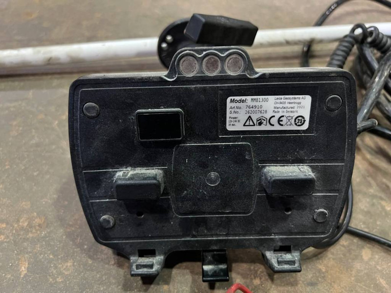 Implemento para Maquinaria de construcción Leica MNS1250 GG GPS / CGA60: foto 10