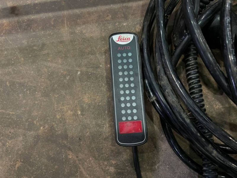 Implemento para Maquinaria de construcción Leica MNS1250 GG GPS / CGA60: foto 9