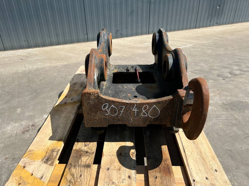 OilQuick OQ65 - M314F / M316F / M318F - Acoplamiento rápido para Maquinaria de construcción: foto 2 OilQuick OQ65 - M314F / M316F / M318F - Acoplamiento rápido para Maquinaria de construcción: foto 2