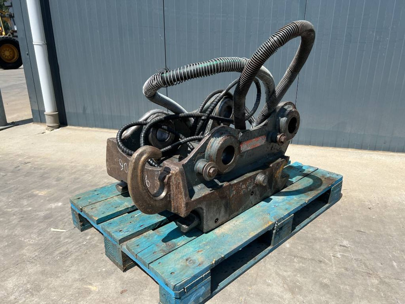 OilQuick OQ70/55 - 323E - Acoplamiento rápido para Maquinaria de construcción: foto 1 OilQuick OQ70/55 - 323E - Acoplamiento rápido para Maquinaria de construcción: foto 1