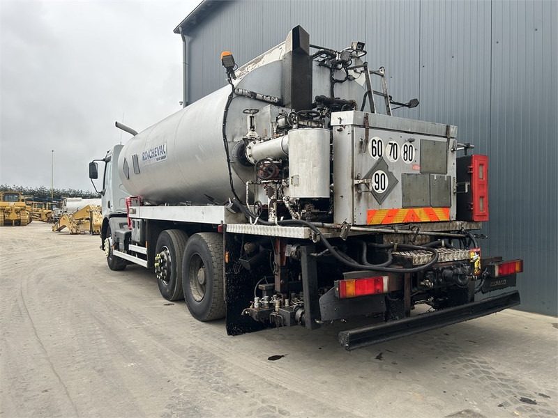Renault Rincheval - 12.000 Liter - Distribuidor de asfalto: foto 4 Renault Rincheval - 12.000 Liter - Distribuidor de asfalto: foto 4
