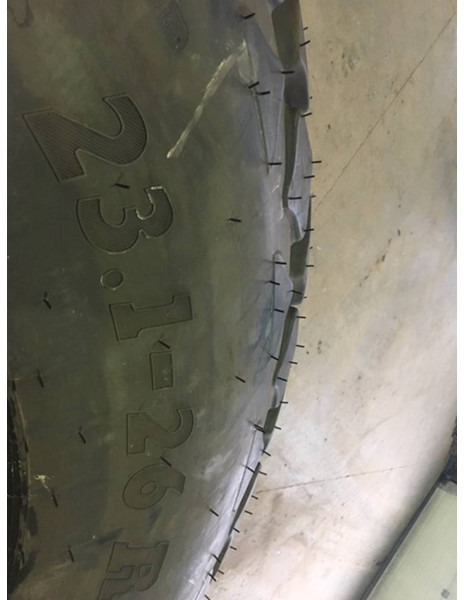 SWT 23.1 - 26 - Neumáticos y llantas para Maquinaria de construcción: foto 2 SWT 23.1 - 26 - Neumáticos y llantas para Maquinaria de construcción: foto 2