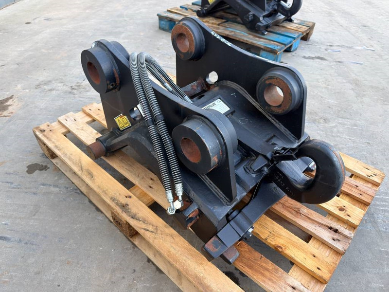 Verachtert CW20 - M312 / M315D / M315F / M316C / M316D / M316 - Acoplamiento rápido para Maquinaria de construcción: foto 3 Verachtert CW20 - M312 / M315D / M315F / M316C / M316D / M316 - Acoplamiento rápido para Maquinaria de construcción: foto 3