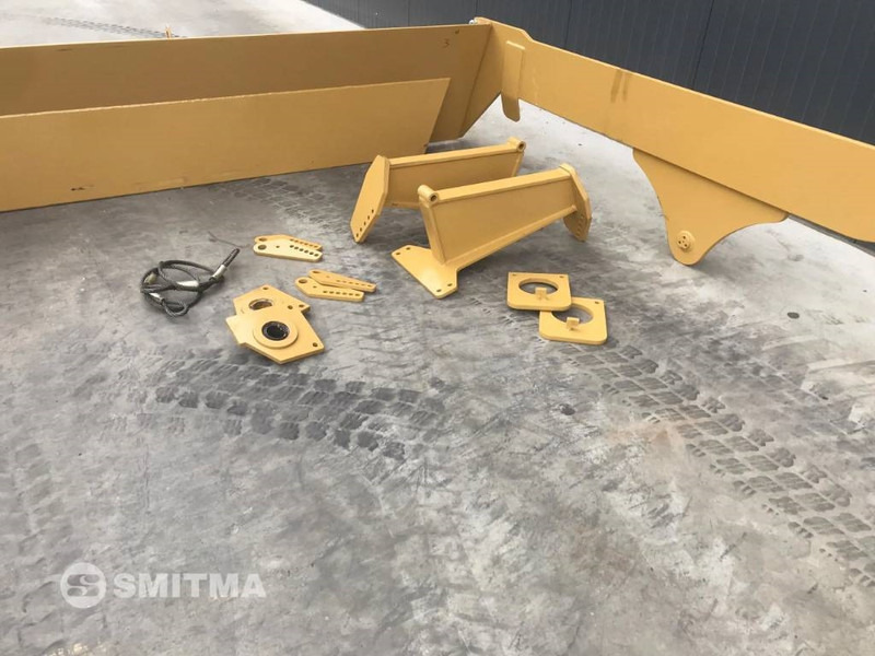 Trampilla elevadora para Maquinaria de construcción nuevo Volvo A40F: foto 7