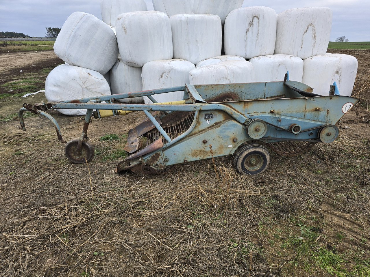 Agromet kopaczka do ziemniaków - Arrancadora de patatas: foto 4 Agromet kopaczka do ziemniaków - Arrancadora de patatas: foto 4