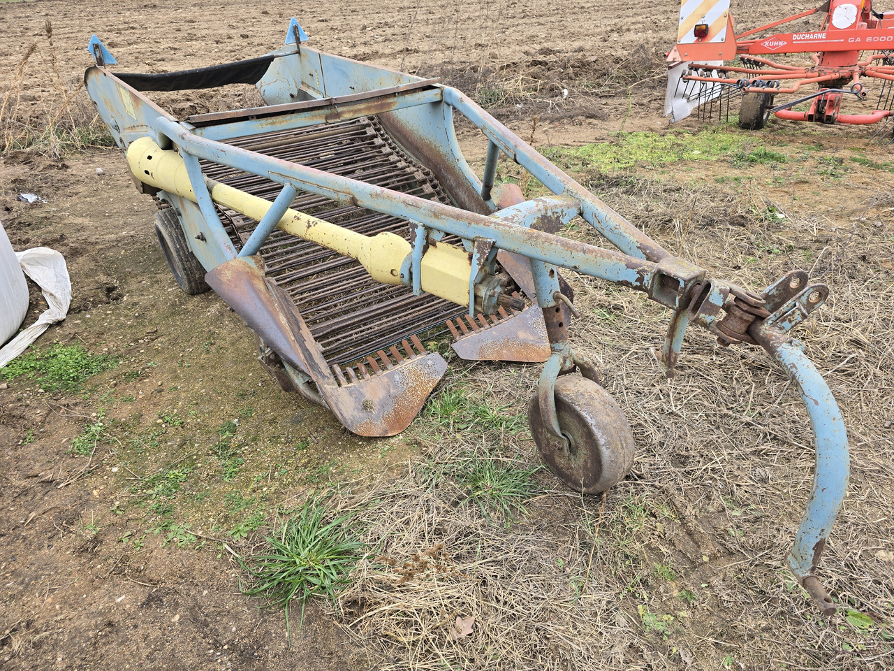 Agromet kopaczka do ziemniaków - Arrancadora de patatas: foto 3 Agromet kopaczka do ziemniaków - Arrancadora de patatas: foto 3