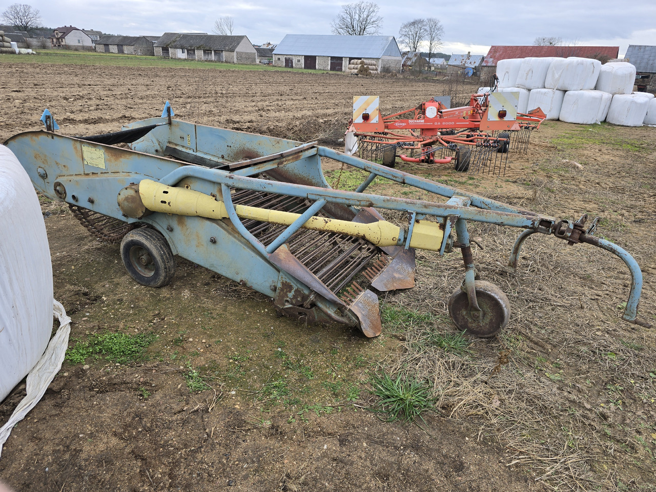 Agromet kopaczka do ziemniaków - Arrancadora de patatas: foto 1 Agromet kopaczka do ziemniaków - Arrancadora de patatas: foto 1