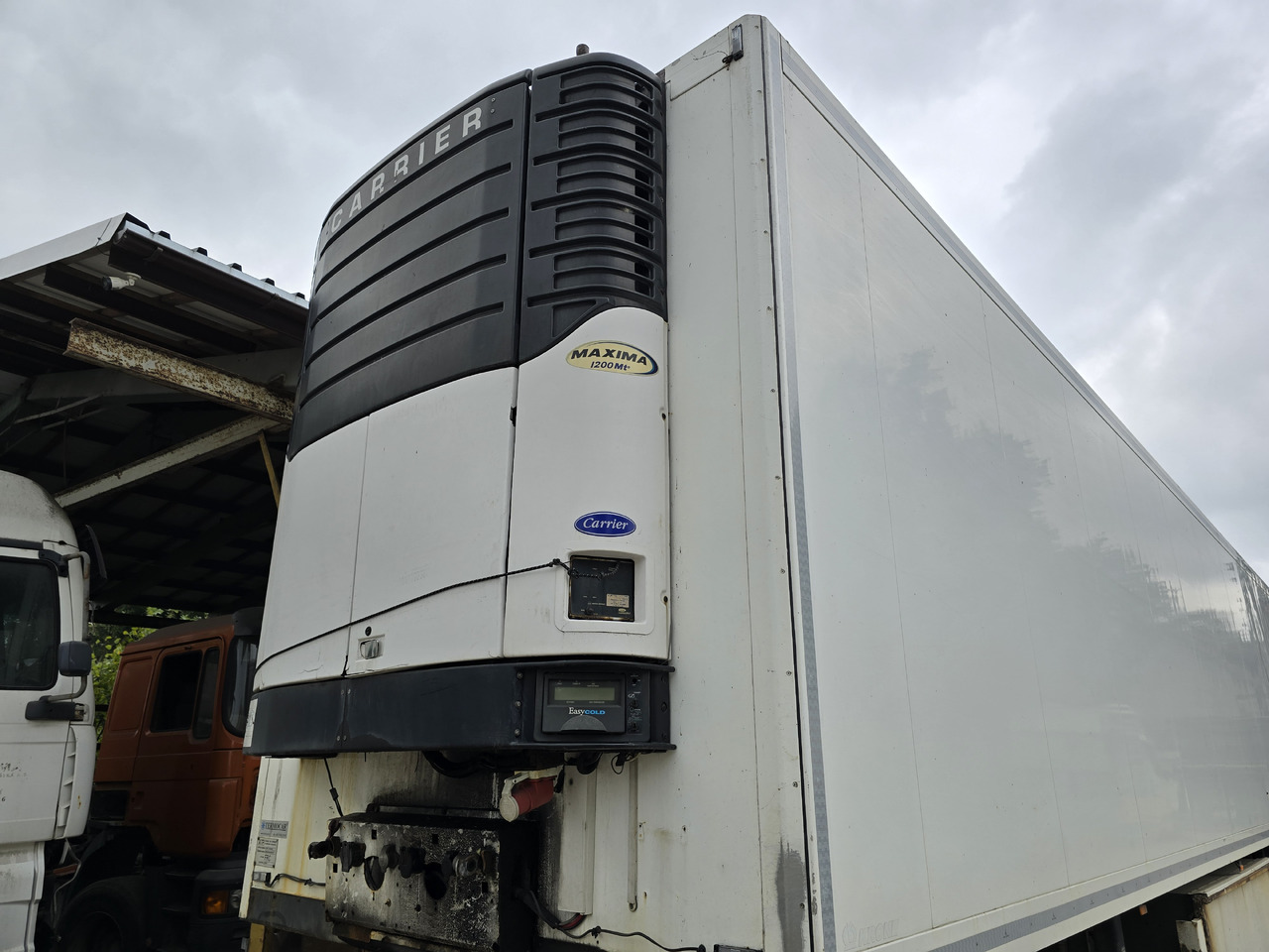 CARRIER MAXIMA 1200 Mt - Semirremolque frigorífico: foto 1 CARRIER MAXIMA 1200 Mt - Semirremolque frigorífico: foto 1