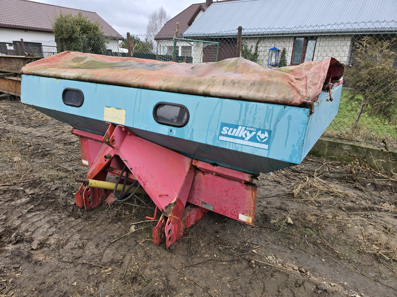 SULKY DPX 1500 L - Esparcidor de fertilizantes: foto 1 SULKY DPX 1500 L - Esparcidor de fertilizantes: foto 1