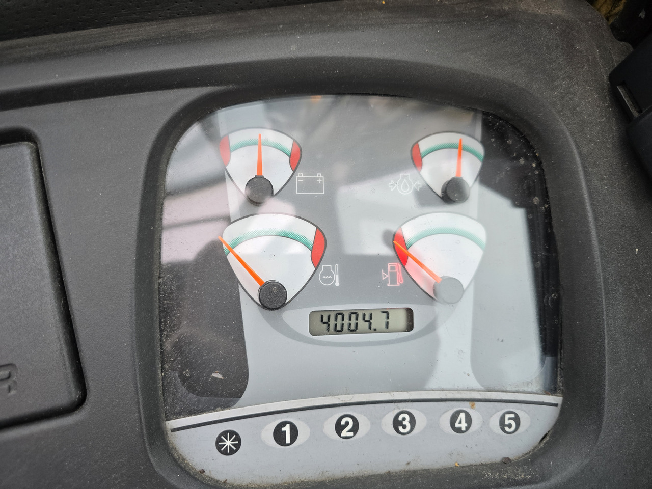 Hyster H4.00XM-5 - Carretilla elevadora diésel: foto 2 Hyster H4.00XM-5 - Carretilla elevadora diésel: foto 2