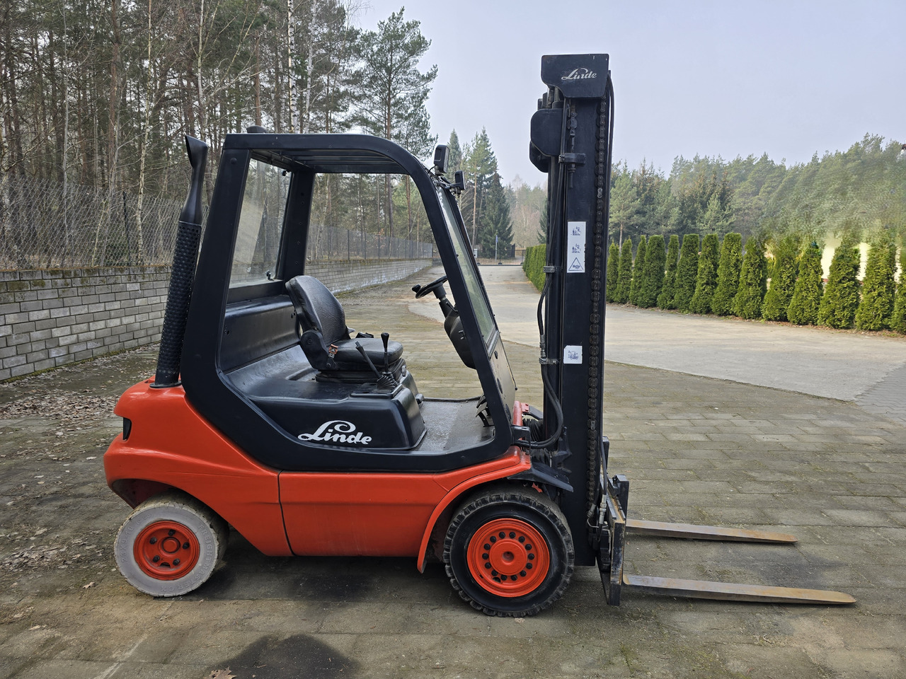 Linde H20D-03 - Carretilla elevadora diésel: foto 1 Linde H20D-03 - Carretilla elevadora diésel: foto 1