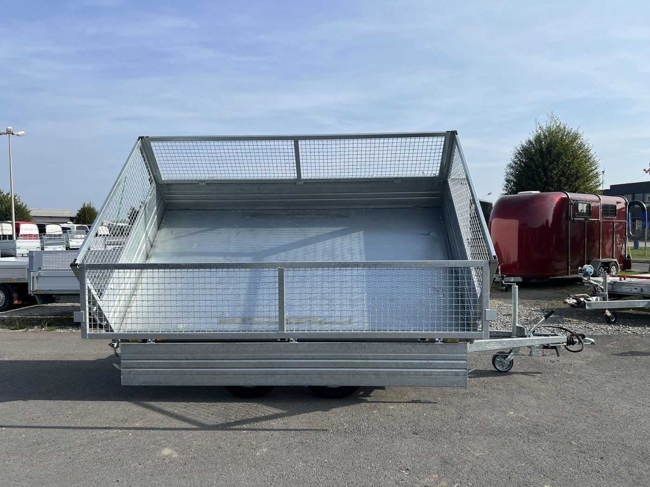 BOECKMANN DK-ST 3218/27 P Gitter Dreiseitenkipper - Remolque volquete: foto 4 BOECKMANN DK-ST 3218/27 P Gitter Dreiseitenkipper - Remolque volquete: foto 4