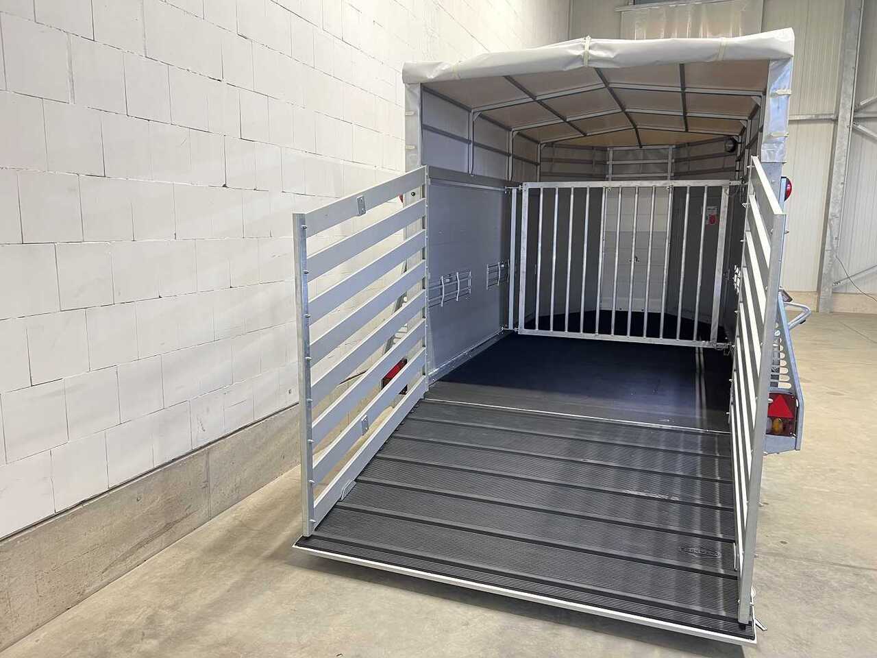 BOECKMANN VA 4520/35 Plane Viehanhänger - Remolque transporte de ganado: foto 5 BOECKMANN VA 4520/35 Plane Viehanhänger - Remolque transporte de ganado: foto 5