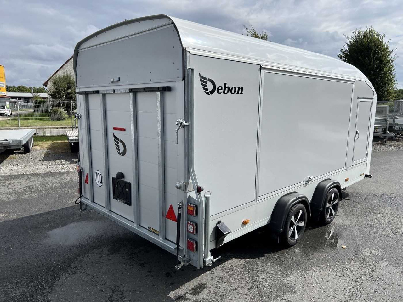 CHEVAL LIBERTE DEBON C1000 Roadster ALF Autotransporter geschlossen - Remolque portavehículos: foto 3 CHEVAL LIBERTE DEBON C1000 Roadster ALF Autotransporter geschlossen - Remolque portavehículos: foto 3
