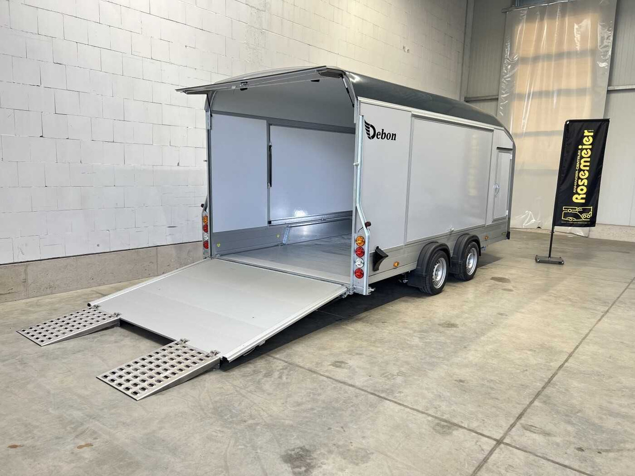 CHEVAL LIBERTE DEBON C1000 Roadster Autotransporter geschlossen - Remolque portavehículos: foto 3 CHEVAL LIBERTE DEBON C1000 Roadster Autotransporter geschlossen - Remolque portavehículos: foto 3