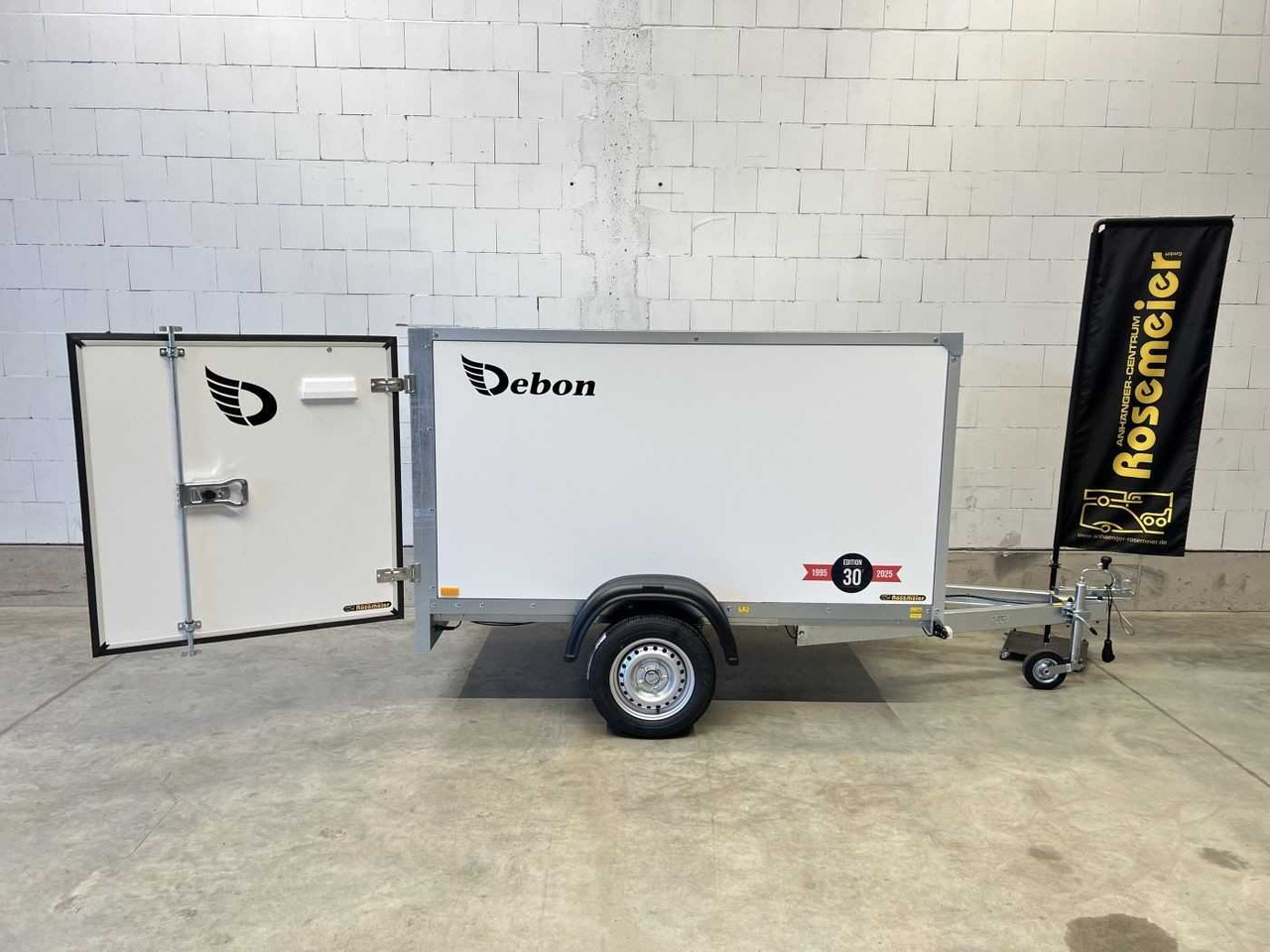 CHEVAL LIBERTE DEBON C220 Roadster 1-Flügeltür Kofferanhänger - Remolque caja cerrada: foto 1 CHEVAL LIBERTE DEBON C220 Roadster 1-Flügeltür Kofferanhänger - Remolque caja cerrada: foto 1