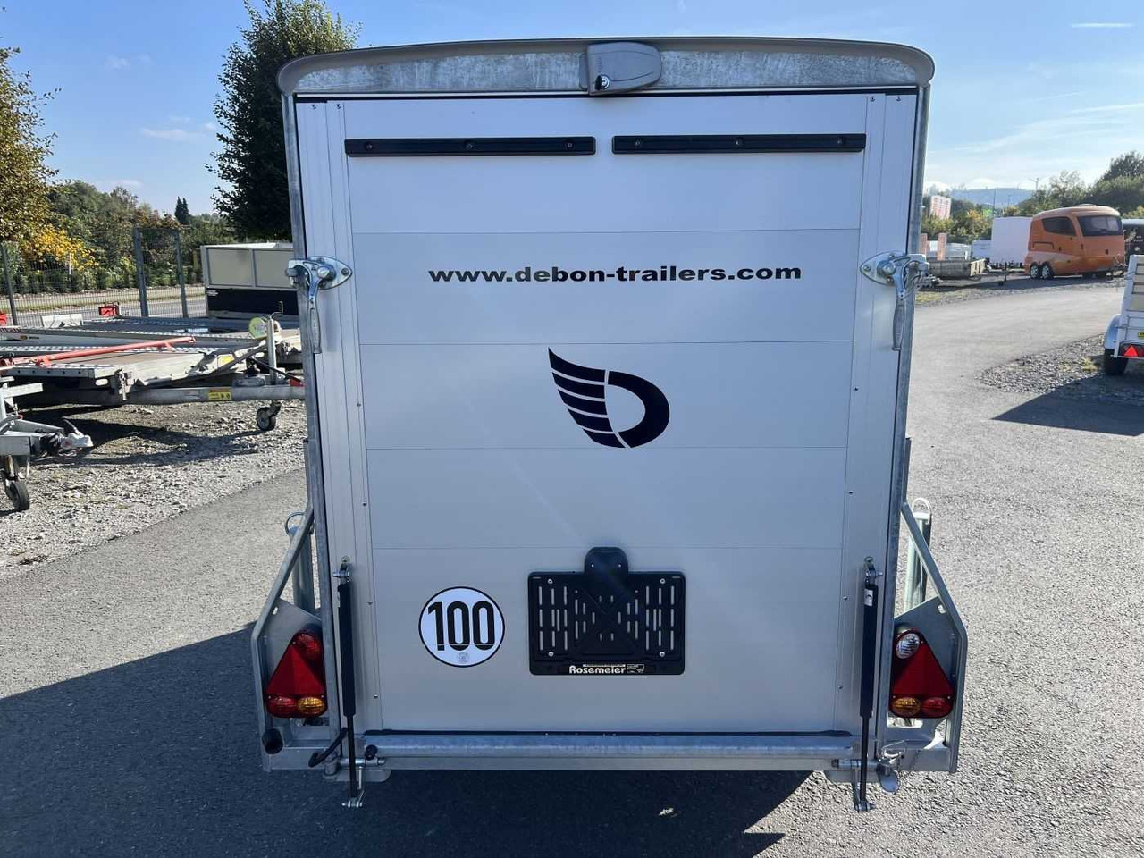 CHEVAL LIBERTE DEBON C255 Seitentür Kofferanhänger - Remolque caja cerrada: foto 4 CHEVAL LIBERTE DEBON C255 Seitentür Kofferanhänger - Remolque caja cerrada: foto 4